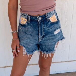 Wild Fable High Rise denim shorts with vintage quilt pieces. Size 6.